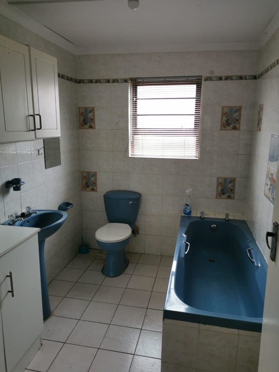 4 Bedroom Property for Sale in Seavale Eastern Cape